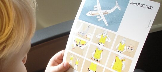 В самолет с ребенком - скидки и правила